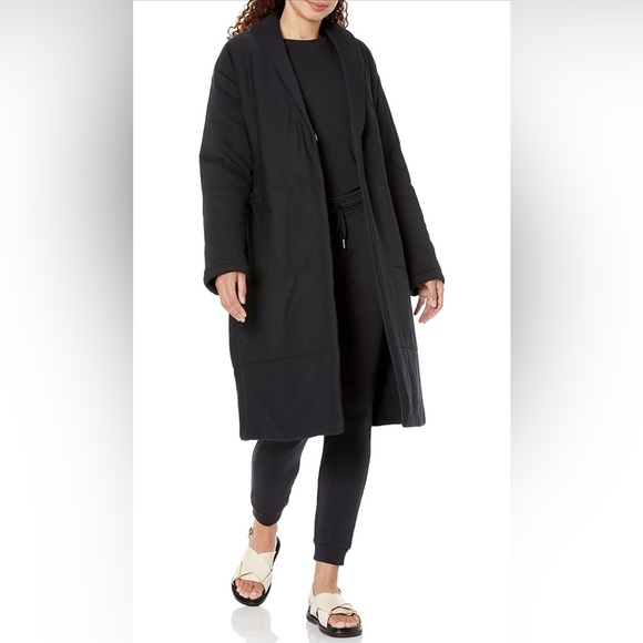 NWT Amazon Essentials Women's Relaxed-Fit Cotton Padded Black Home Coat - Picture 7 of 9